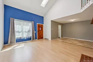 979 S Granby Way, Aurora, CO 80012 - Photo 2