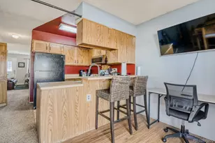 1652 S Idalia Cir, Aurora, CO 80017 - Photo 6