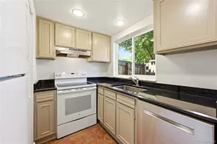 5975 S Willow Way, Englewood, CO 80111 - Photo 10
