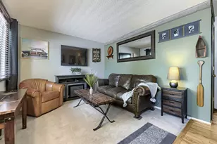 370 Helena Cir, Lone Tree, CO 80124 - Photo 4