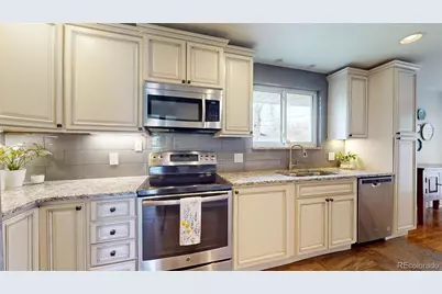 389 W Caley Drive, Littleton, CO 80120 - Photo 10