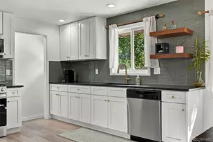 2076 S Yates St, Denver, CO 80219 - Photo 6