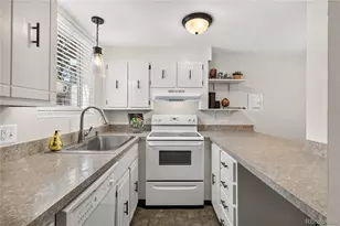 1390 Everett Ct, Lakewood, CO 80215 - Photo 6