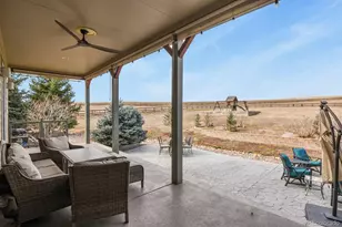 4555 Pleasant Valley Cir, Elizabeth, CO 80107 - Photo 34