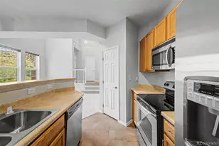 6732 S Winnipeg Cir, Aurora, CO 80016 - Photo 10