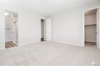 10526 Akron Street, Commerce City, CO 80640 - Photo 12