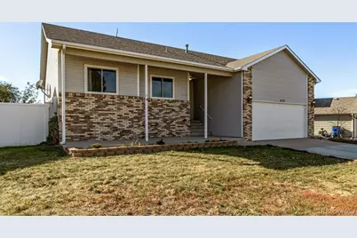 519 N 28th Avenue Court, Greeley, CO 80631 - Photo 2