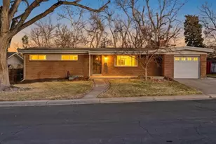 6852 S Greenwood St, Littleton, CO 80120 - Photo 1