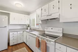 16109 E Montana Pl, Aurora, CO 80017 - Photo 14