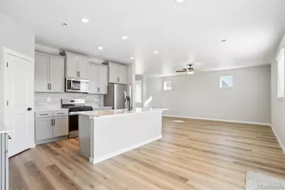 17893 E 94th Place, Commerce City, CO 80022 - Photo 8