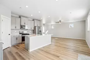 17893 E 94th Pl, Commerce City, CO 80022 - Photo 8