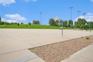 4760 Kittredge St, Denver, CO 80239 - Photo 24