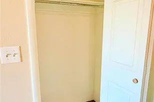 1064 Chambers Ct, Aurora, CO 80011 - Photo 2