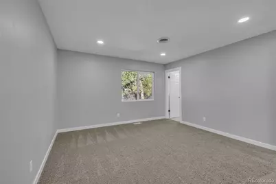 2189 S Coors Circle, Lakewood, CO 80228 - Photo 14