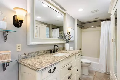 12335 E Bates Circle, Aurora, CO 80014 - Photo 32