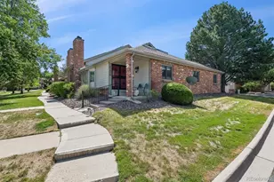 4282 S Fairplay Cir, Aurora, CO 80014 - Photo 2