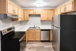 1390 Emerson St, Denver, CO 80218 - Photo 4