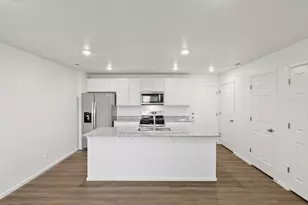 6539 N Netherland St, Aurora, CO 80019 - Photo 4