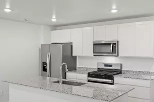 6539 N Netherland St, Aurora, CO 80019 - Photo 6