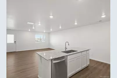 6539 N Netherland Street, Aurora, CO 80019 - Photo 8