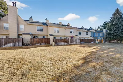 1610 S Ivory Circle #J, Aurora, CO 80017 - Photo 34
