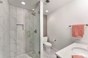 483 Columbine St, Denver, CO 80206 - Photo 32