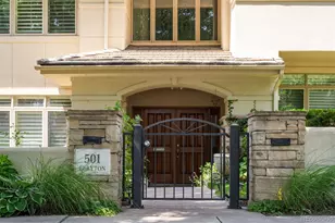 501 Clayton St, Denver, CO 80206 - Photo 2