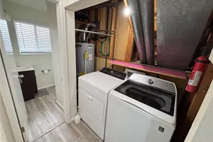 950 S Waco Way, Aurora, CO 80017 - Photo 16