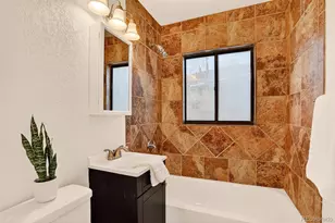 2836 S Grape Way, Denver, CO 80222 - Photo 20