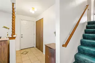 1722 S Uvalda St, Aurora, CO 80012 - Photo 4