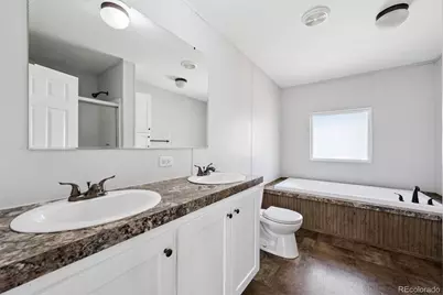 9400 Elm Court, Denver, CO 80260 - Photo 18