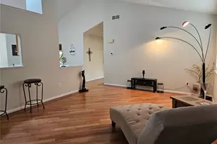 808 Idalia St, Aurora, CO 80011 - Photo 8