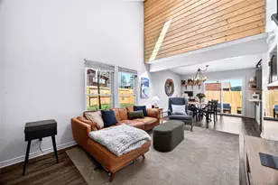 30793 Hilltop Dr, Evergreen, CO 80439 - Photo 10