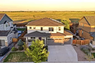 11732 Ouray Ct, Commerce City, CO 80022 - Photo 2