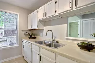 2121 Troy Ct, Colorado Springs, CO 80918 - Photo 12