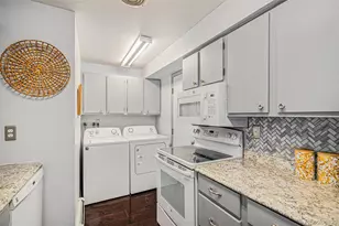 64 Nome Way, Aurora, CO 80012 - Photo 10