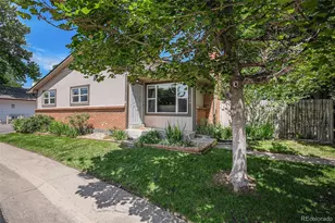 64 Nome Way, Aurora, CO 80012 - Photo 2