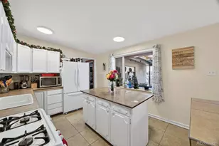 6175 Dover St, Arvada, CO 80004 - Photo 10