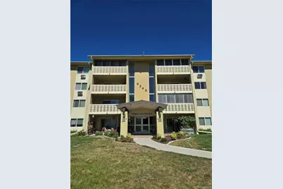 9340 E Center Avenue #5C, Denver, CO 80247 - Photo 16