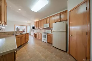 22885 E Canyon Pl, Aurora, CO 80016 - Photo 14