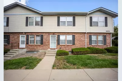 16211 E 17th Place #C, Aurora, CO 80011 - Photo 2