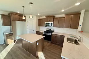 727 N Clubview St, Watkins, CO 80137 - Photo 4