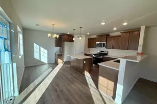 727 N Clubview St, Watkins, CO 80137 - Photo 2