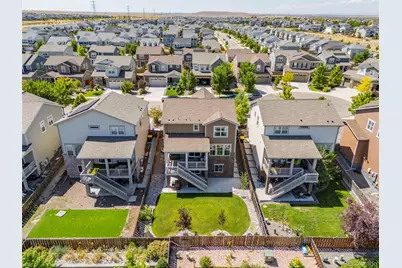 26265 E Canal Place, Aurora, CO 80018 - Photo 32
