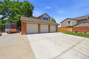 2725 E 125th Cir, Thornton, CO 80241 - Photo 2