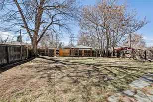 2211 Lima St, Aurora, CO 80010 - Photo 24