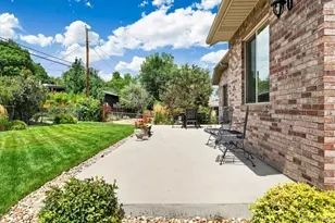 1075 Yank St, Golden, CO 80401 - Photo 26