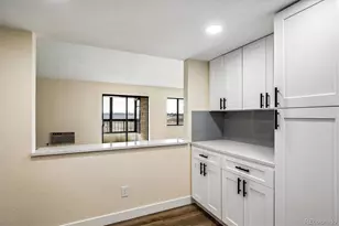 13850 E Marina Dr, Aurora, CO 80014 - Photo 8