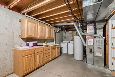 2049 E Phillips Lane, Centennial, CO 80122 - Photo 24