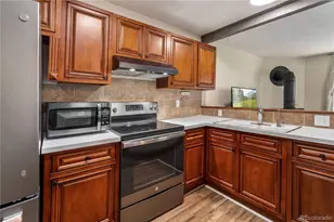 401 Salt Lick Cir, Silverthorne, CO 80498 - Photo 2